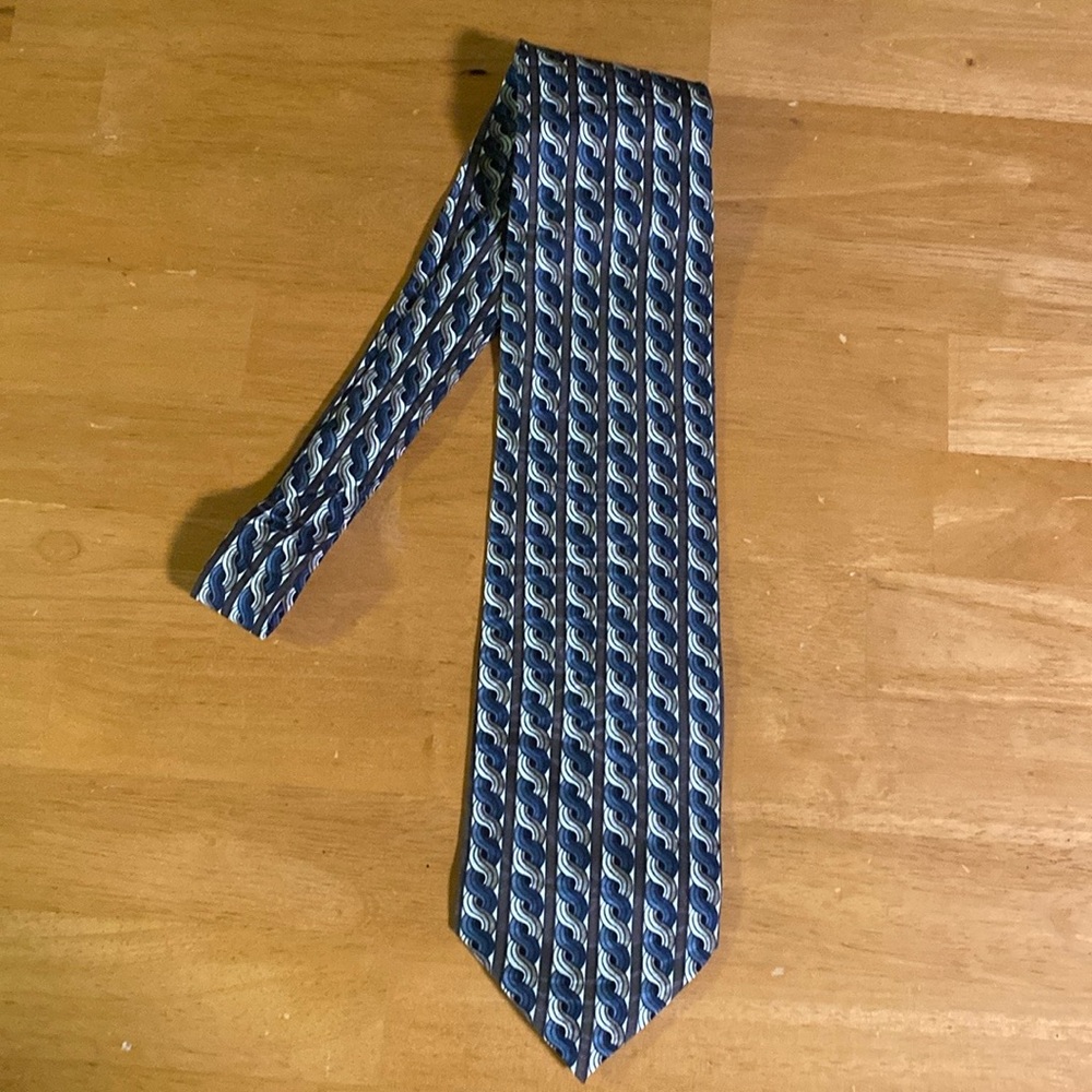 Pierre Balmain Couture 100% Silk Vintage Tie great condition